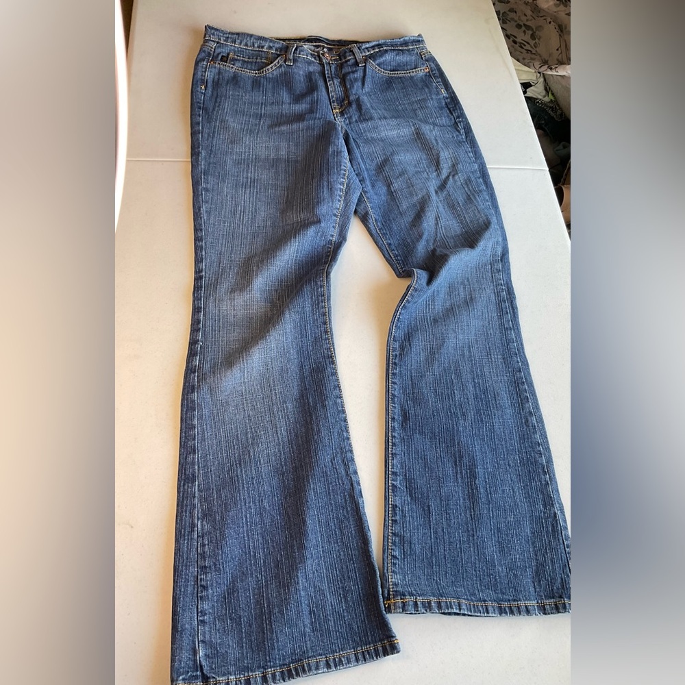 Jeanstar Women’s Size 12 Bootcut Flare Jeans Stretch Medium Wash Denim